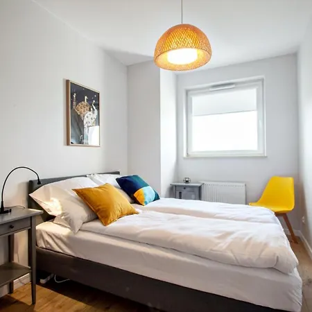 דירה Modern, Two Bedroom, Shipyard View By Grand