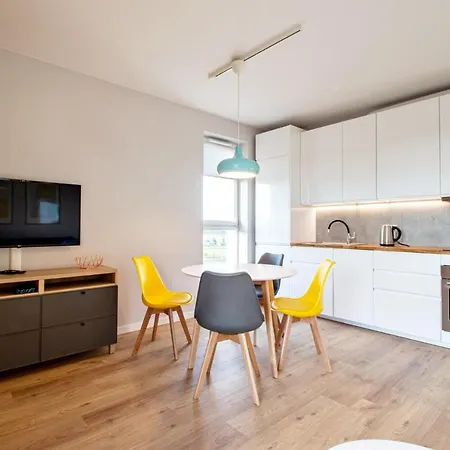 Modern, Two Bedroom, Shipyard View By Grand