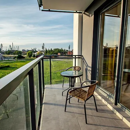 דירה Modern, Two Bedroom, Shipyard View By Grand *