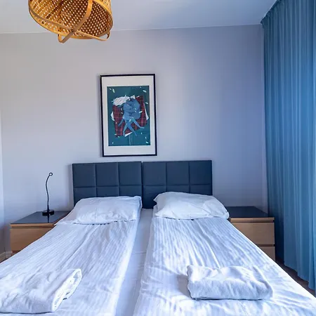 Modern, Two Bedroom, Shipyard View By Grand